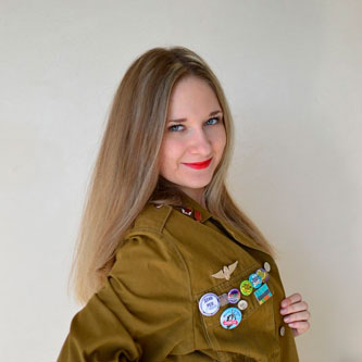 Попова